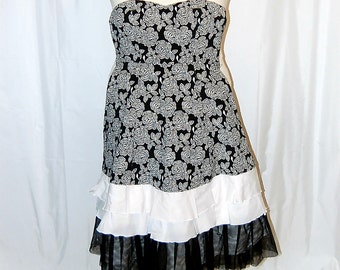 L dress, strapless, black, white, restyled, eco clothing, romantic, cottage chic, altered, refashioned, upcycled, boho, hippie, women's, jr