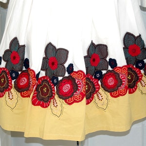 Size 8 vintage sundress floral appliques embroidery women's boho image 3