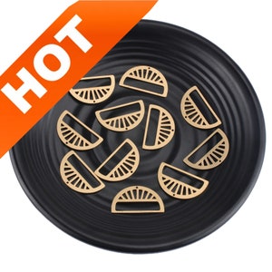 10-500 Stück Halbkreis Charms für die Herstellung von Ohrring Rohmessing Halbmond Form Stecker finden Massengroßhandel (30 * 17 mm)