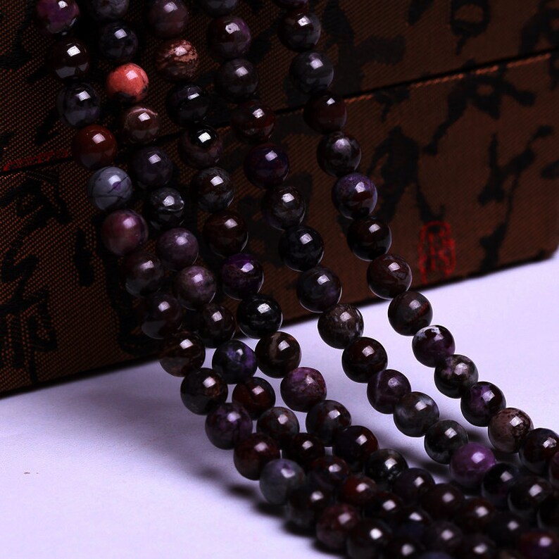 thumbnail image 2 of Natural Purple Sugilite Round Gemstone Beads Necklace 20 Inch - 6mm To 14mm AAA Quality 2 of 5