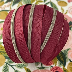 Size #3 | Wine Zipper Tape with Antique Bronze Nylon Coils | Zipper by the Yard