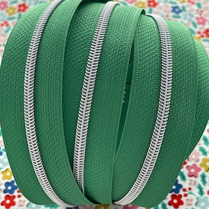 Size #3 | Shamrock Zipper Tape with Silver Nylon Coils | Zipper by the Yard