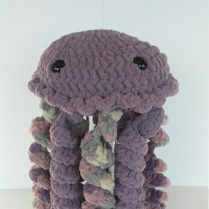 Jellyfish Stuffed Animal / Crochet with Blanket Yarn