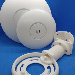 Ubiquiti AP Wall Mount: Right-Angle Inside Corner Adapter