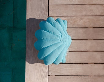 large shell velvet pillow, velvet seashell pillow, blue outdoor shell pillow