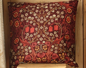 William Morris Cushion Cover Blackthorn Large