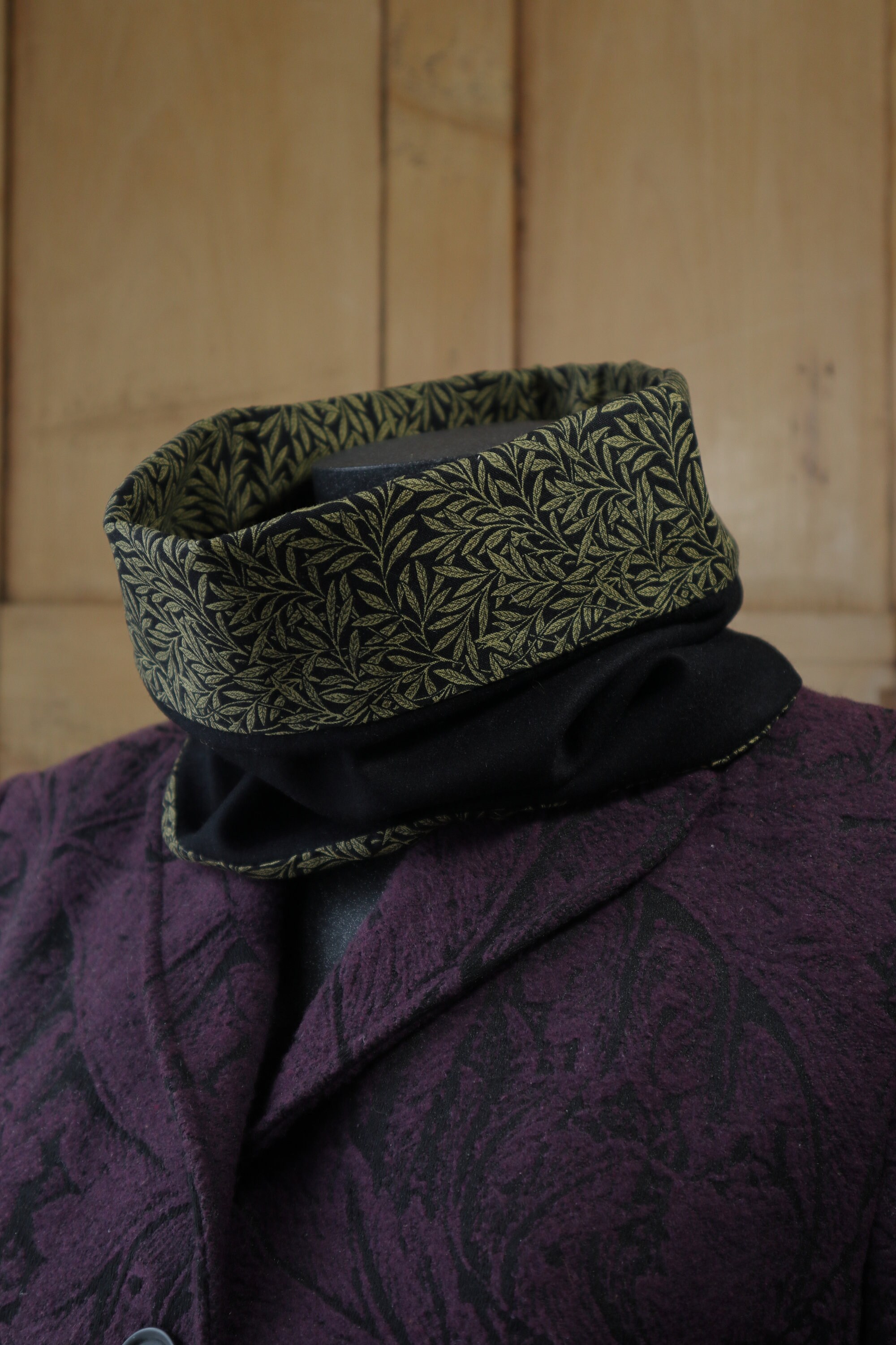 William Morris Willow Cashmere Snood 