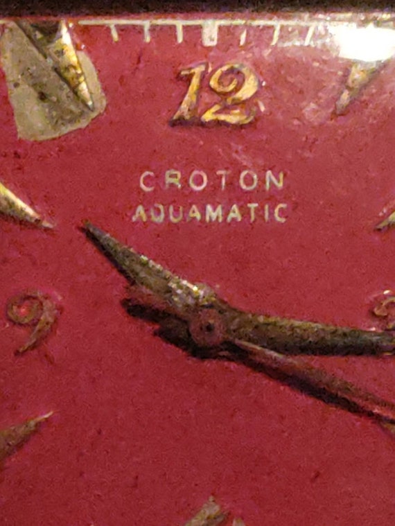 croton running store