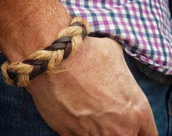 The Scar - Men's Leather Bracelet - Disney Inspired