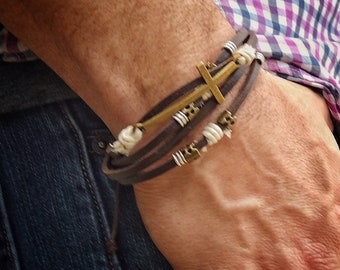 The Frollo - Men's Leather Bracelet - Disney Inspired