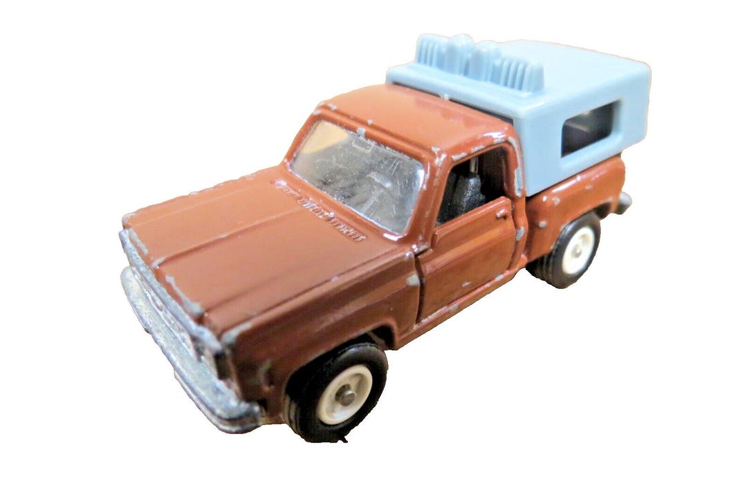Vintage Tomica Tomy Pocket Cars No. F44 Chevrolet Pickup 4x4 Vintage Tomica Tomy Pocket Cars No. F44 Chevrolet Pickup 4x4