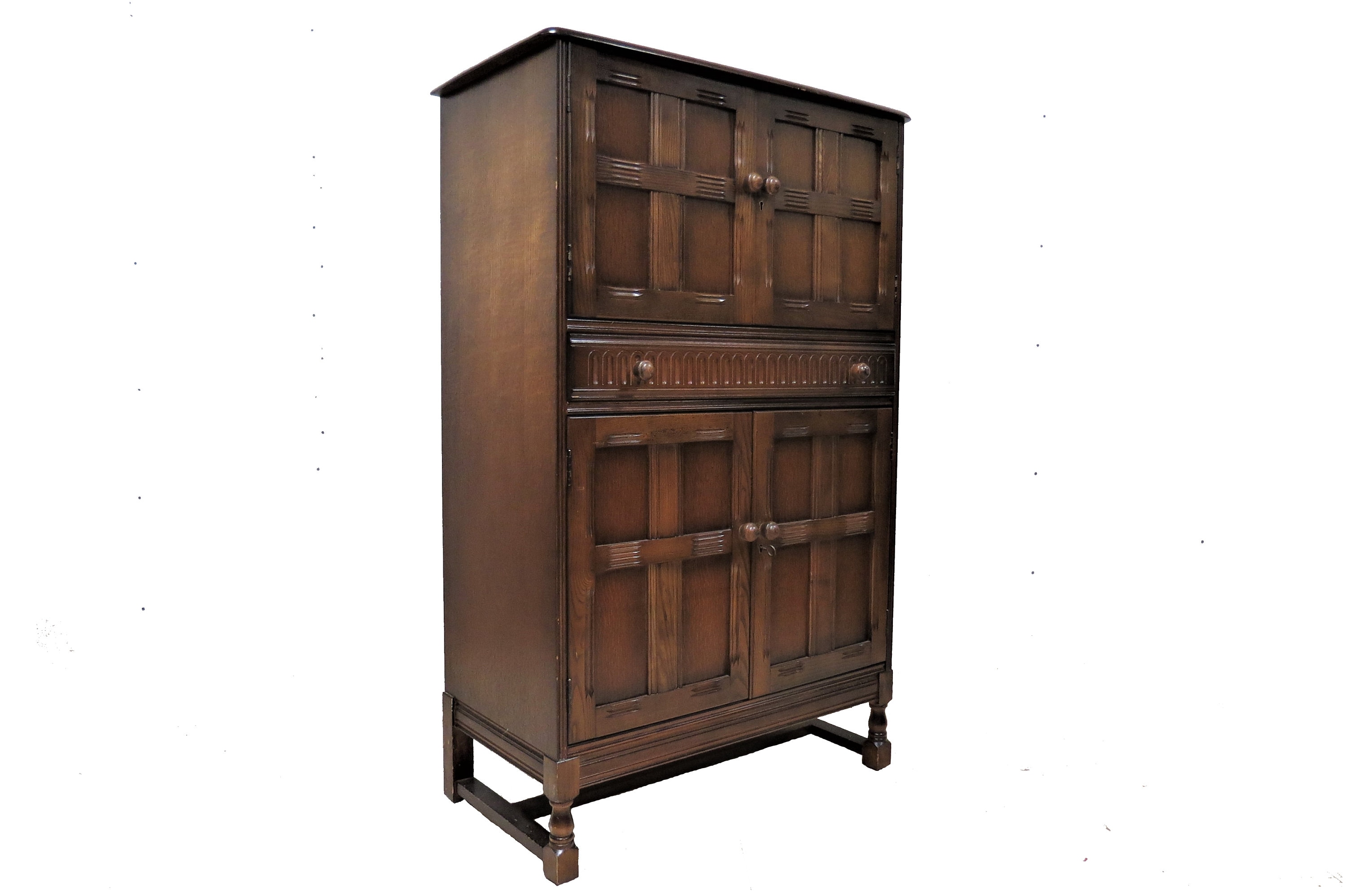 Dark oak outlet drinks cabinet