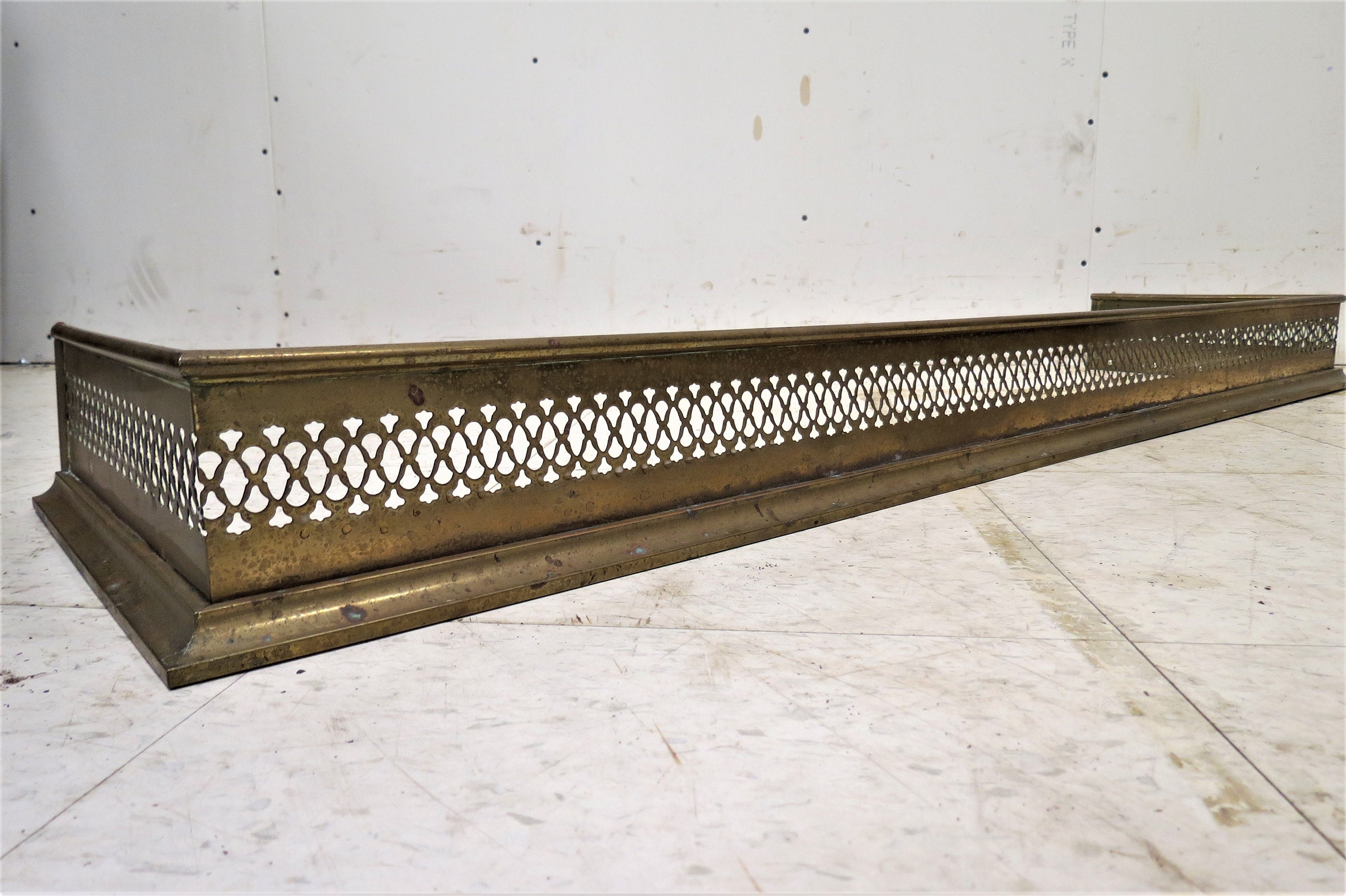 Fireplace Bumper Vintage English Brass Fireplace Fender Etsy
