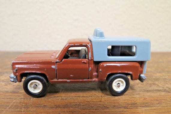 Vintage Tomica Tomy Pocket Cars No. F44 Chevrolet Pickup 4x4 Vintage Tomica Tomy Pocket Cars No. F44 Chevrolet Pickup 4x4