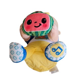 Muñeca de juguete Cocomelon Peek a Boo con forma de sandía, musical y con sonido imagen 6
