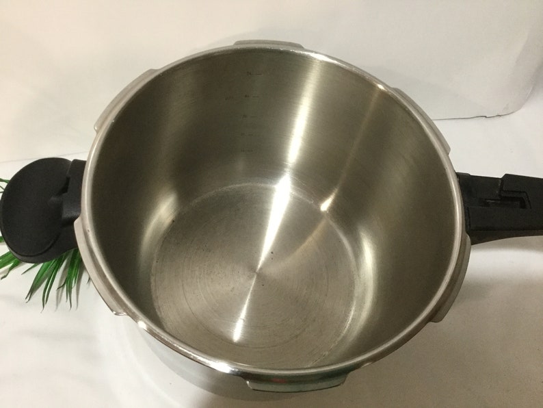 Lagostina Pronto Pressure Cooker 6 L 22 cm pot only Etsy Lagostina Pronto Pressure Cooker 6 L 22 cm pot only Etsy