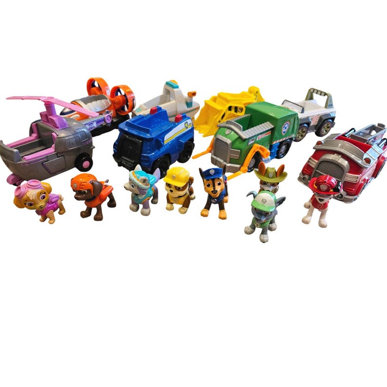 Ultimate Rescue Vehicles Paw Patrol Ultimate Rescue Vehicle and Figure Lot Chase Marshall Skye ...