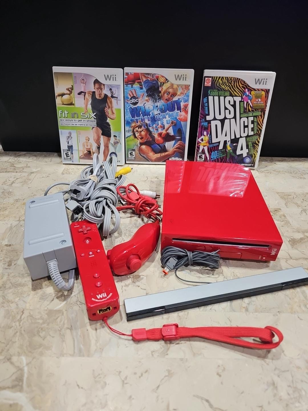 Nintendo Wii 25th Anniversary Console Red W/3 Games Wii Remote +