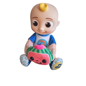 Muñeca de juguete Cocomelon Peek a Boo con forma de sandía, musical y con sonido imagen 1