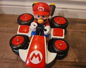 Jakks Pacific 2020 Super Mario Kart Hover RC Kart, sin control