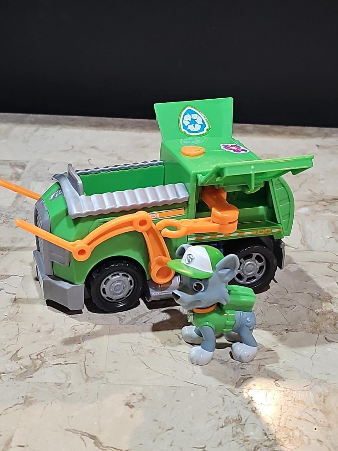 Rocky Auto Patrulla De Cachorros Toy Rocky Patrulla Canina Camion