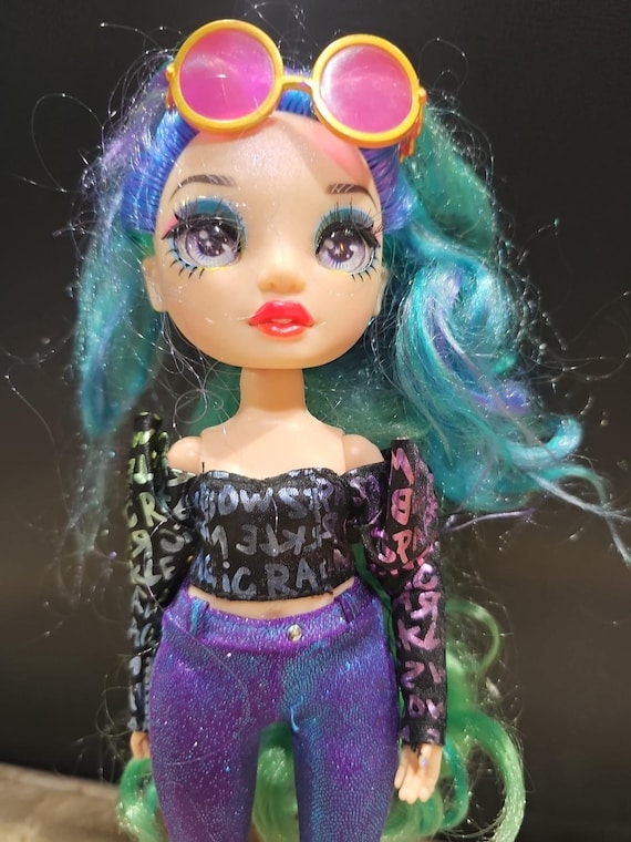 Rainbow High Twins Holly Devious Articulated MGA 2020 Doll Outfit