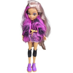 Monster High G3 Clawdeen Wolf Doll HHK52 Gilet di pelliccia viola con stampa animalier Mattel