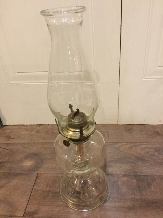 Vintage Lamplight Farms Oil Lamp Clear Glass Eagle Plume - Lamplight Farms Kerosene Lamp Vintage Lamplight Farms Oil Lamp Clear Glass Eagle Plume - Lamplight Farms Kerosene Lamp