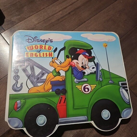 INGLES SIN Barreras Disneys World of English Cd/books