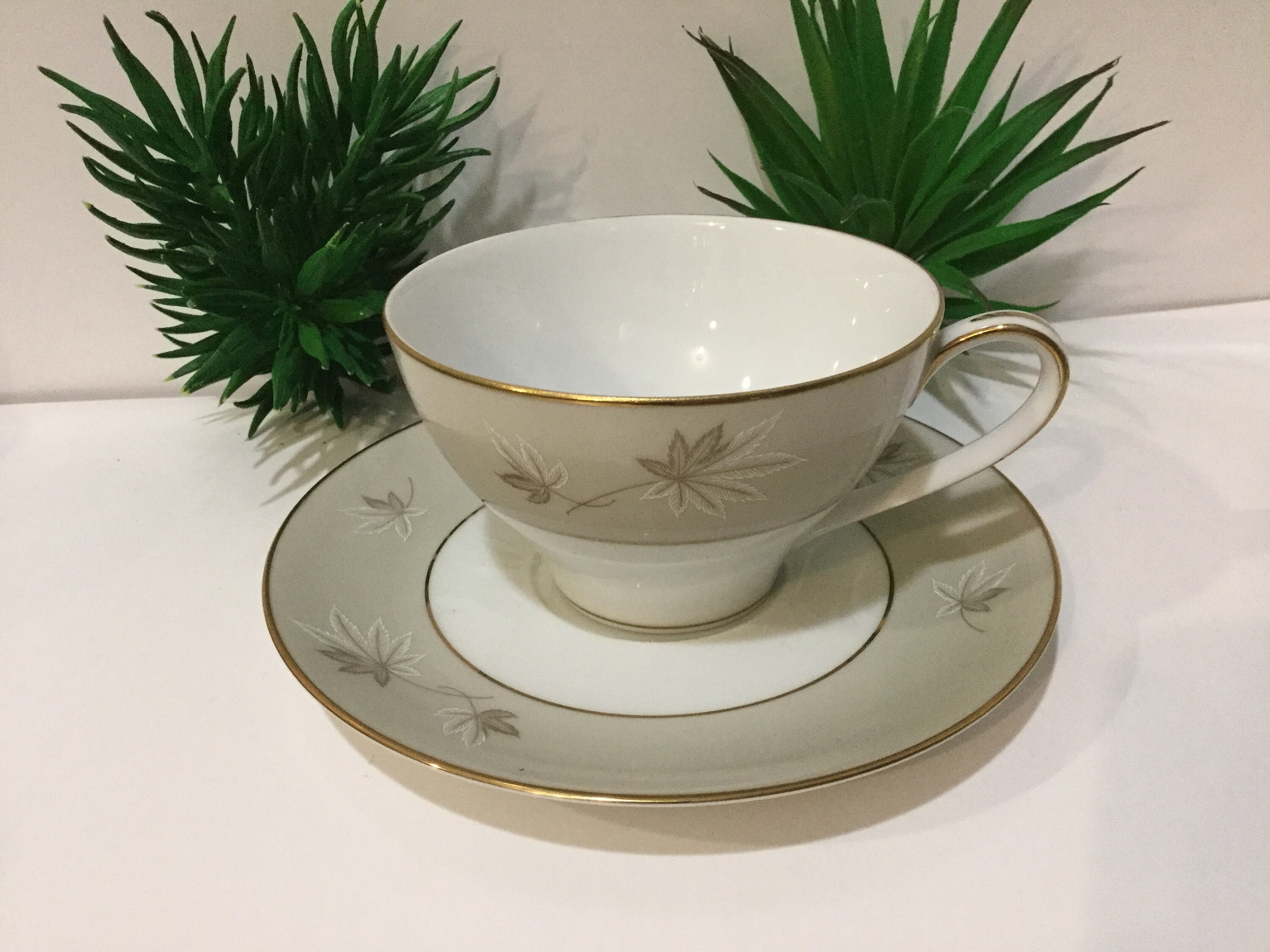 Zylstra Handcrafted Handmade Select Fine China Frosted Zylstra Handcrafted Handmade Select Fine China Frosted
