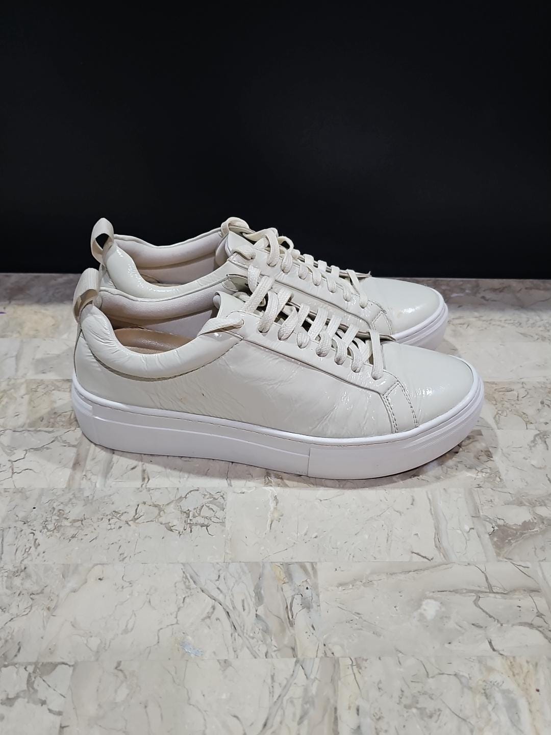 Vagabond Shoemakers Women's Zoe White Fashion Sneakers US Size