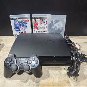 Sony Playstation 3 PS3 Slim Console 300gb Bundle W/ 3 Games 1 