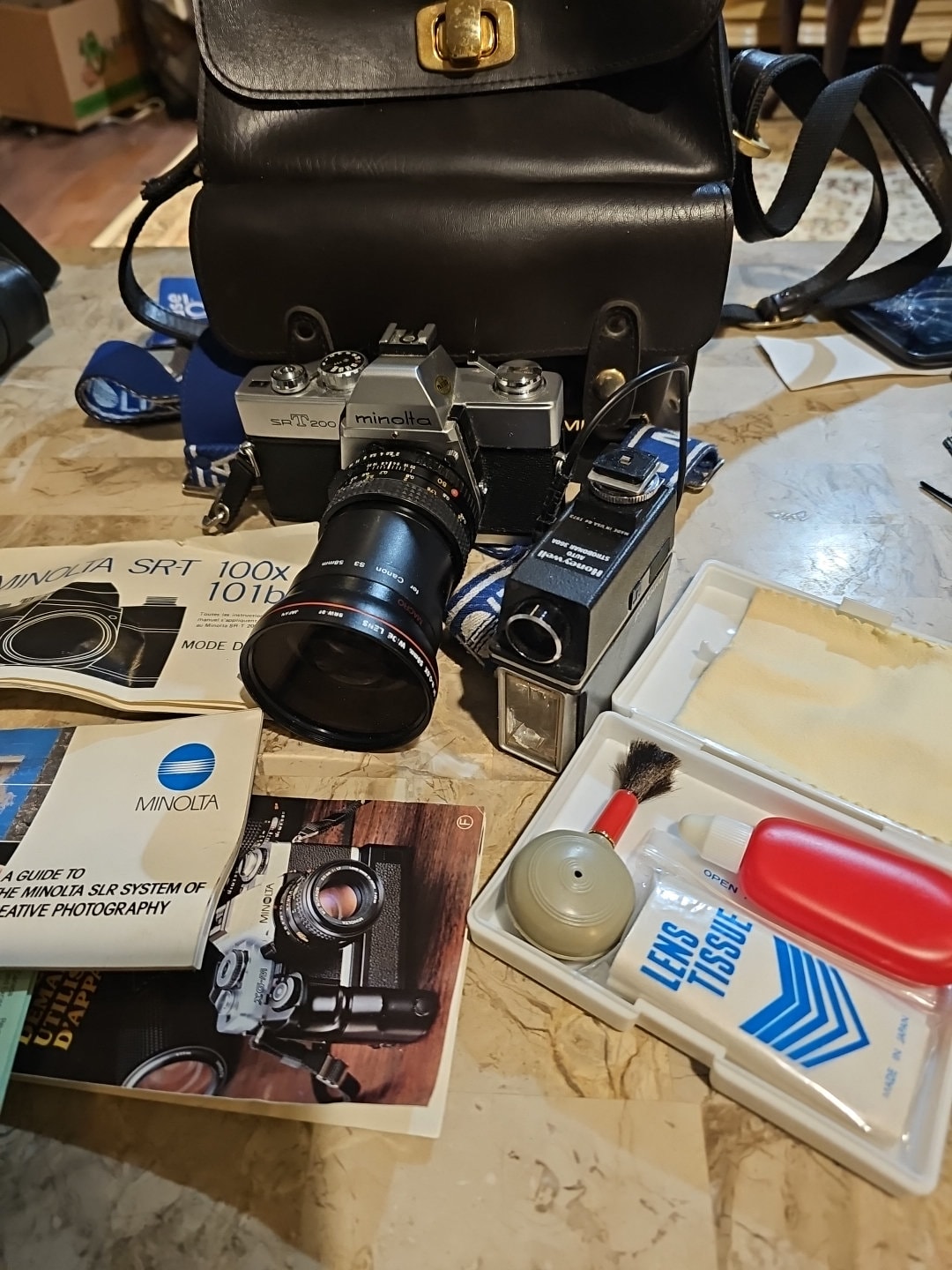 Vintage Minolta SRT200 35mm Fim Camera W/ Minolta MD 50mm 1:2 Lens