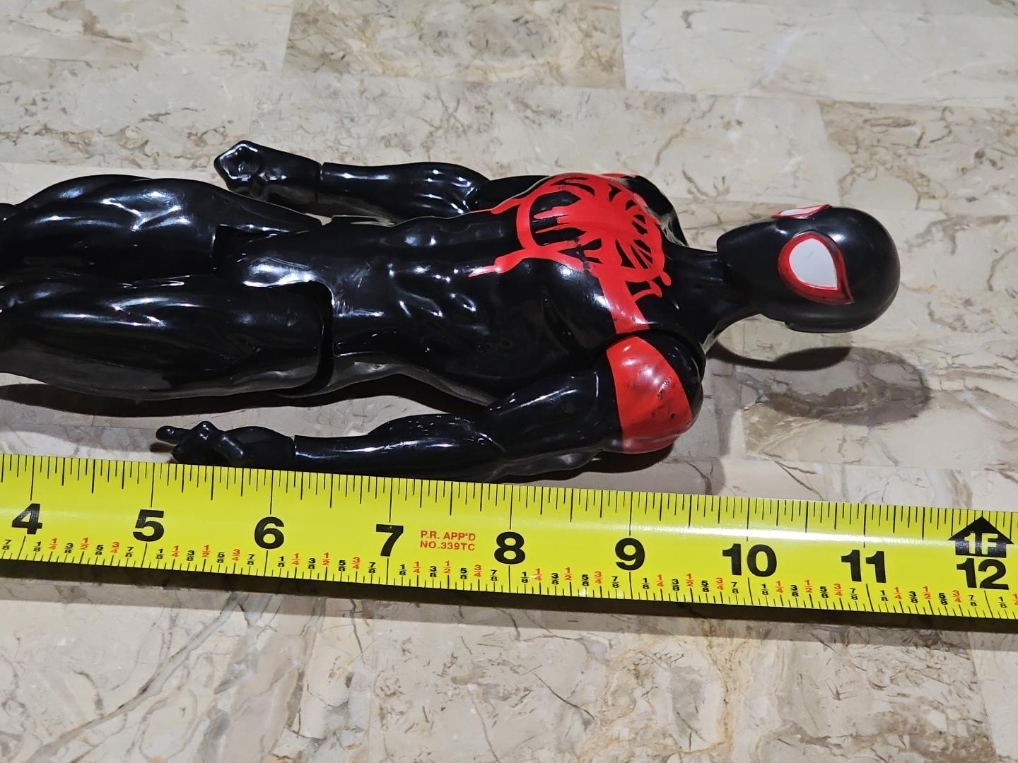 マキシマム ヴェノム マイルズ モラレス マーベル タイタン ヒーロー 