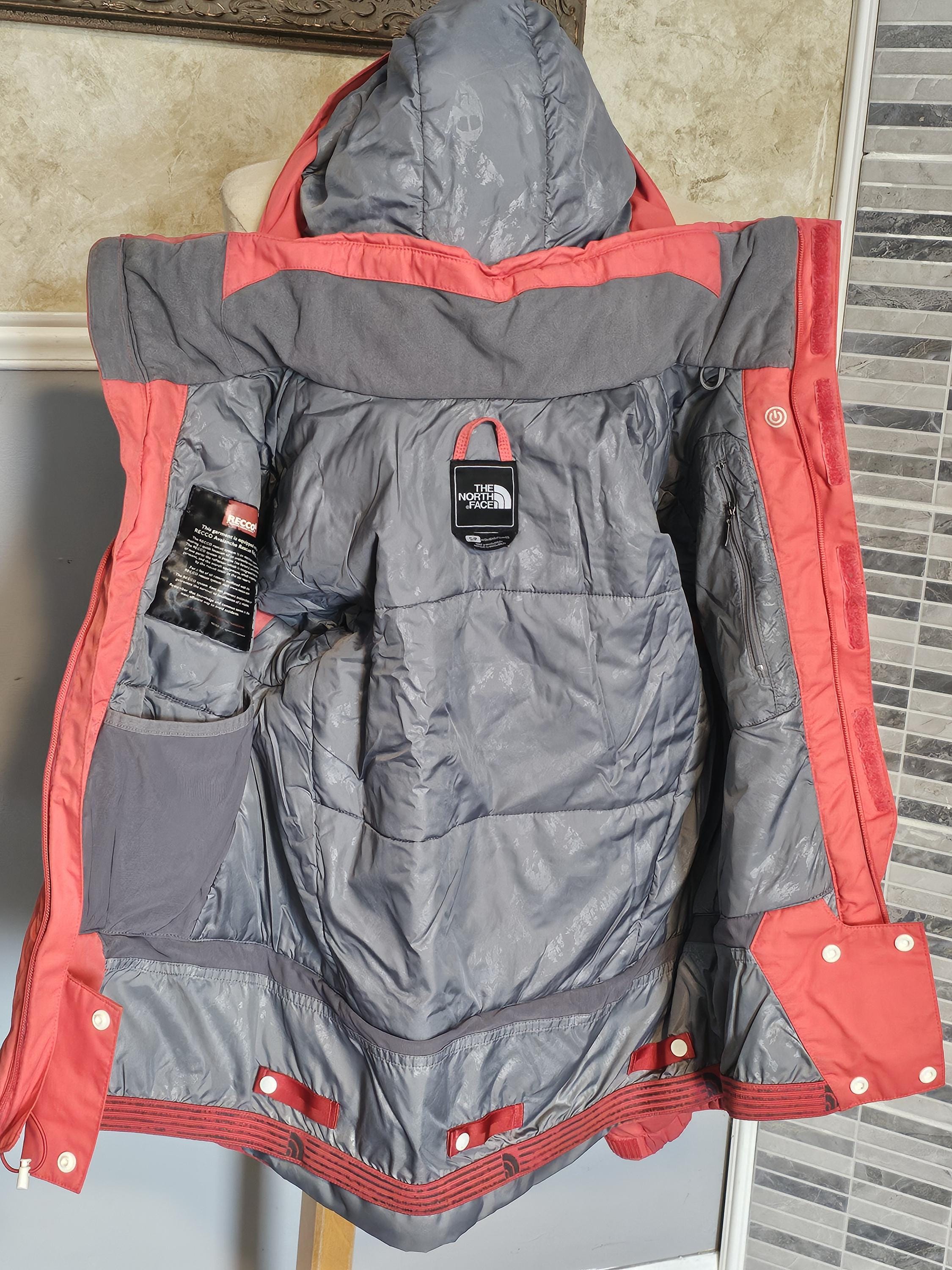 North Face Hyvent Jacket Womens Orange Waterproof Primaloft Recco