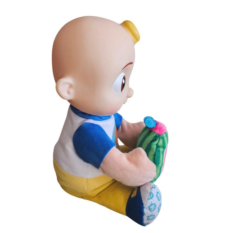 Muñeca de juguete Cocomelon Peek a Boo con forma de sandía, musical y con sonido imagen 3