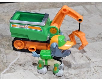 Nickelodeon Paw Patrol Rocky Ultimate Rescue mini Crane Toy Action Figure