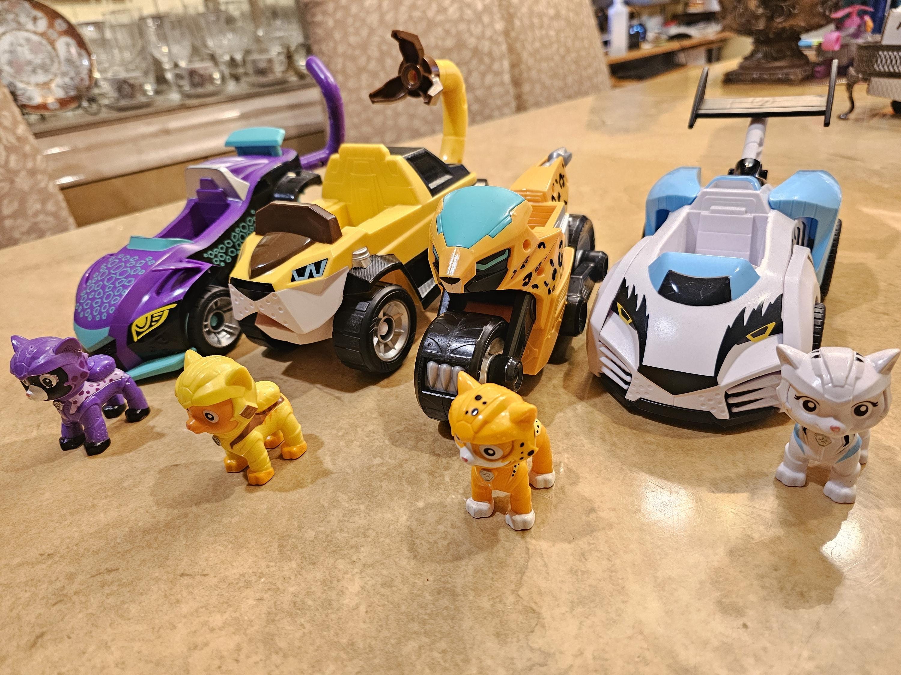 パウ・パトロール キャットパック フルセット（車と4匹の猫） レア 