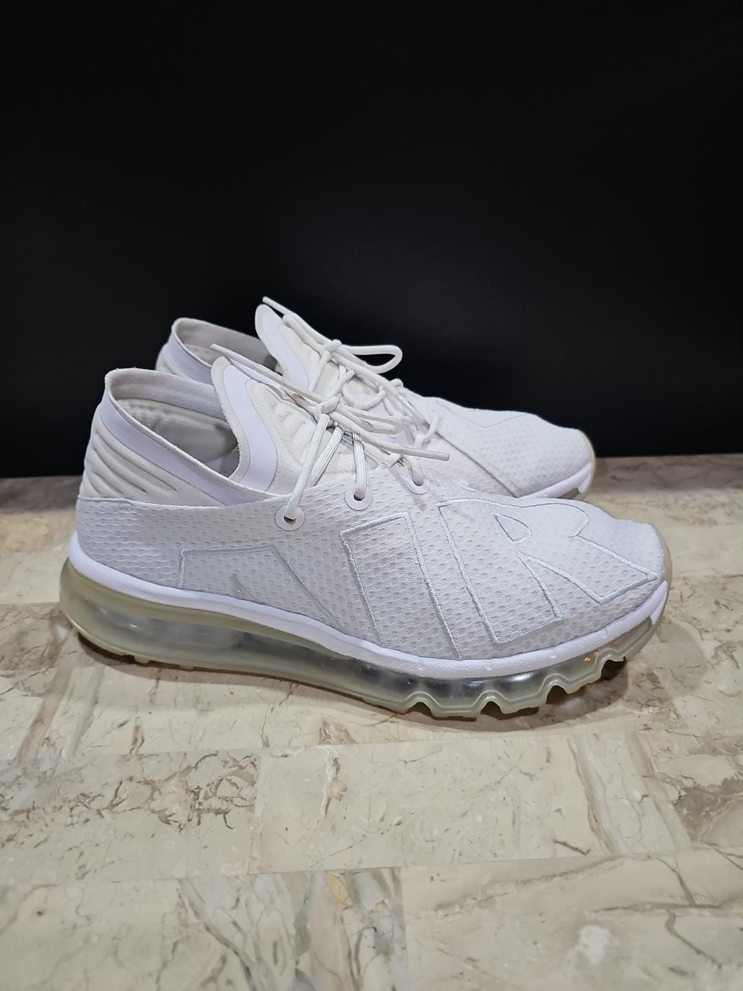 Nike Men\'s Shoes 10.5 Light Bone Air Max Flair Sneakers Trainers Logo White Amazon.com | Nike Air Max Flair Mens Running Trainers 942236  main image 2