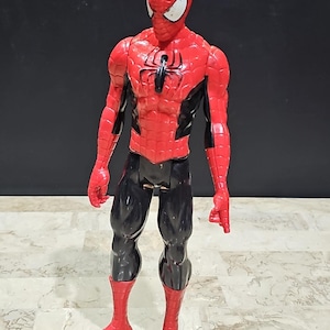 Marvel Spider-Man Action Figure 12 Inch Red And Black Pre-owned image 1