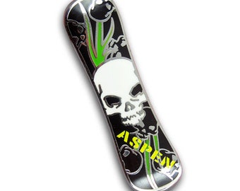Aspen Skull Snowboard Schigebiet Pin