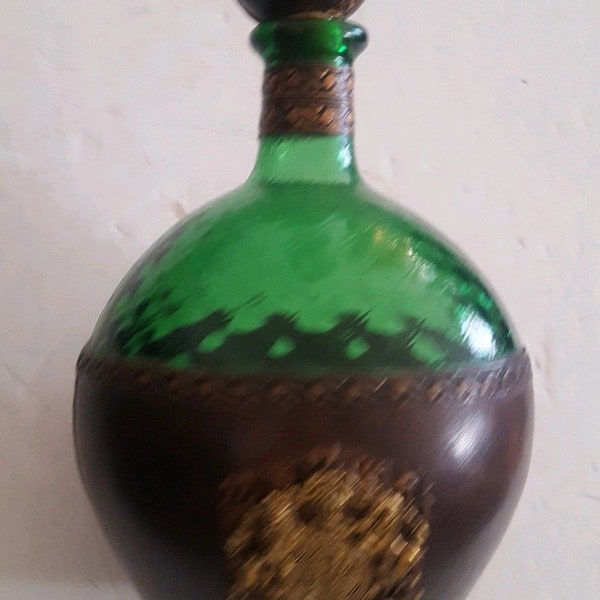 Vintage Dieu Et Mon Droit Wine Bottle Leather Green Glass Coat of Arms
