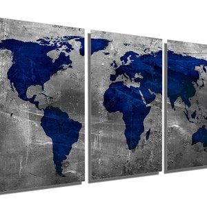 Impression sur métal - Carte du monde bleu saphir - 3 panneaux divisés, Triptyque - Art mural en métal sur impressions HD en aluminium pour décoration murale et design d'intérieur.