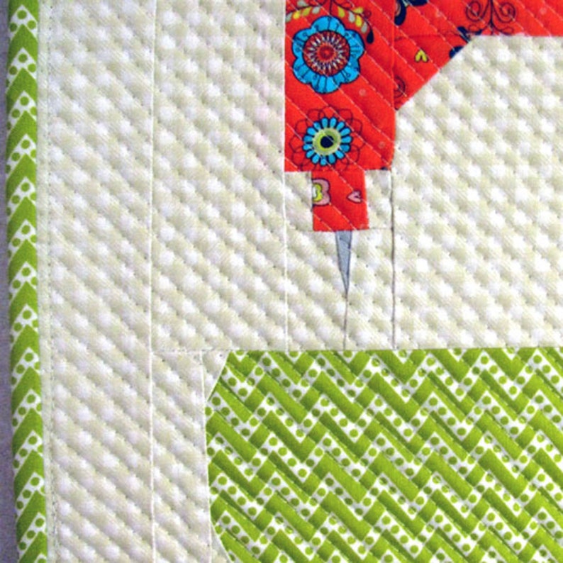 SEWING MACHINE Mini Quilt Pattern 15 x 15 37.5cm x37.5cm