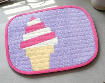ICE CREAM SWIRL Quilted Mug Rug Pattern