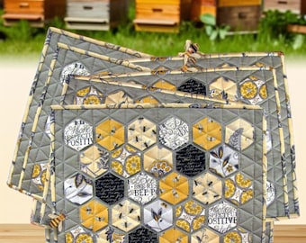 PDF Hexagon Honey Bee Quilted Placemat Pattern