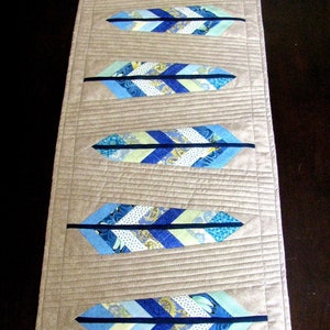 FEATHER YOUR NEST Quilted Table Runner Pattern image 2