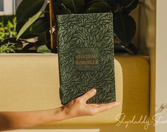 Restaurant Leather Menu Cover: Custom Menu Folder for Food & Drink