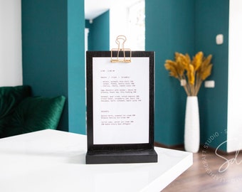 Hölzerne Tabletop Singhalter: Restaurant-Display für Speise- und Getränkekarte