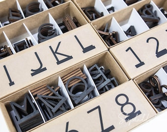 Zusätzliches Buchstabenset für Plywood Letter Board